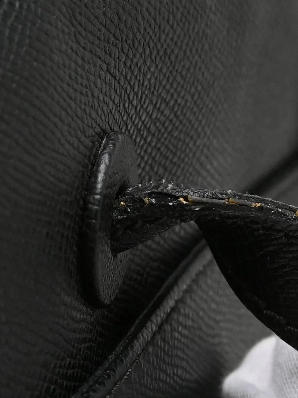 Chanel Black Calfskin Tote Handbag KQ01675
